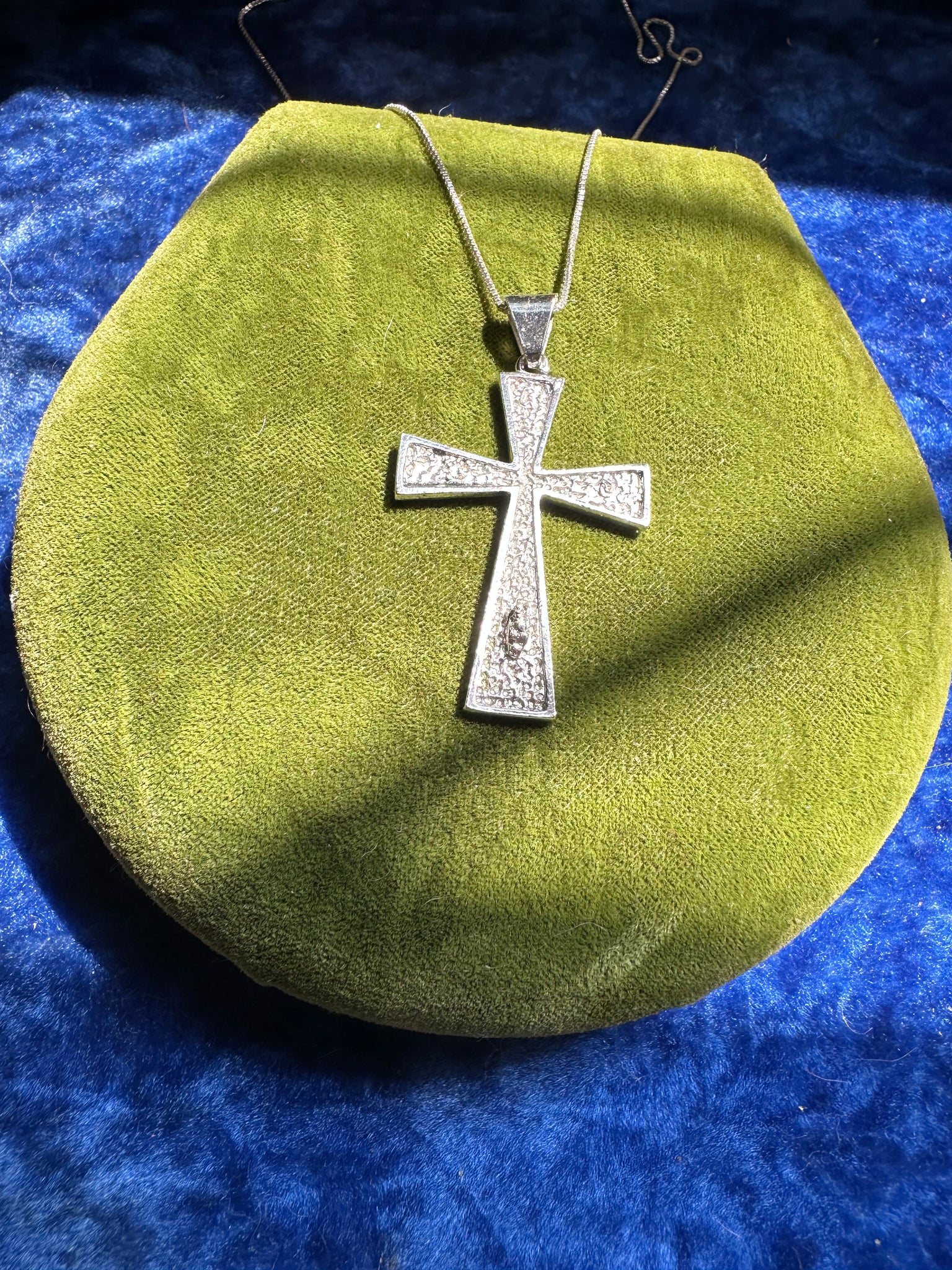 CROSS MY HEART