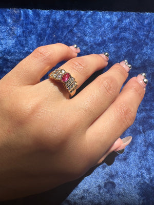 RUBY CABOCHON SZ 6.5