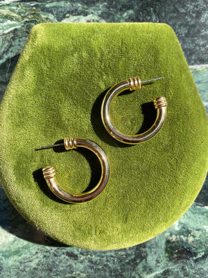 HOLLOW GOLDEN HOOPS